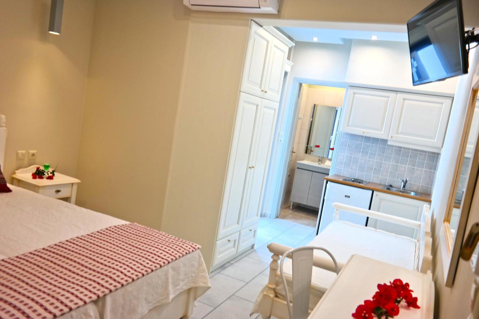 Vasilikos Studios Naxos City Room photo